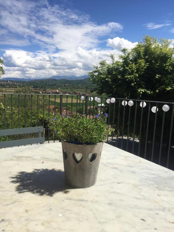 Happy Hill - Appartamento Quercia - Natura E Relax Santa Maria Rocca Bagian luar foto